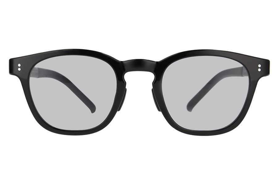 ブラック　ウェリントンのメガネ