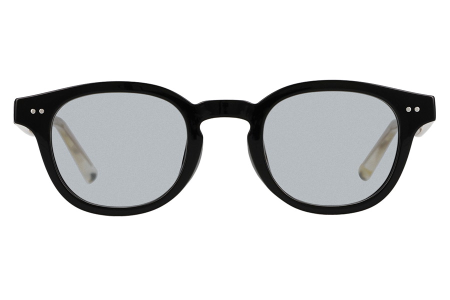 ウェリントン・ブラックのサングラス