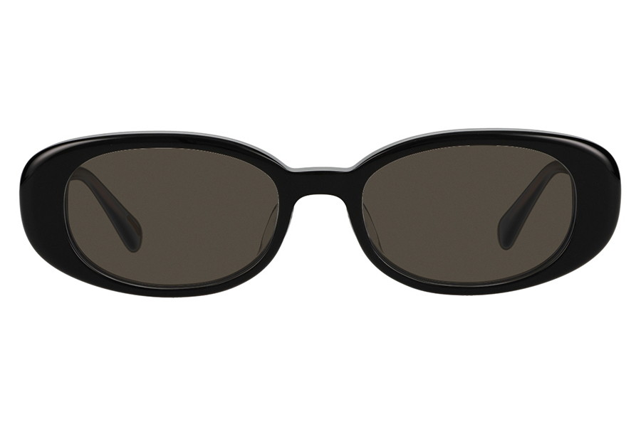 オーバル・ブラックのサングラス