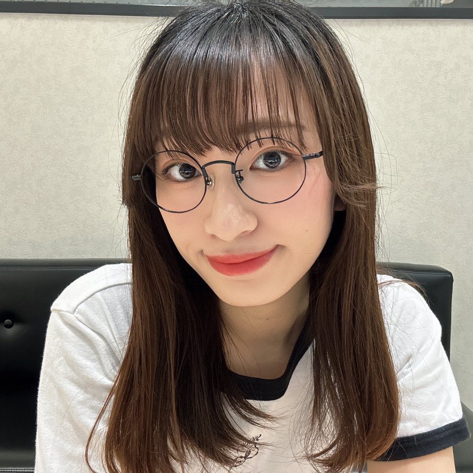 洗練されたデザインで知的なラウンド型