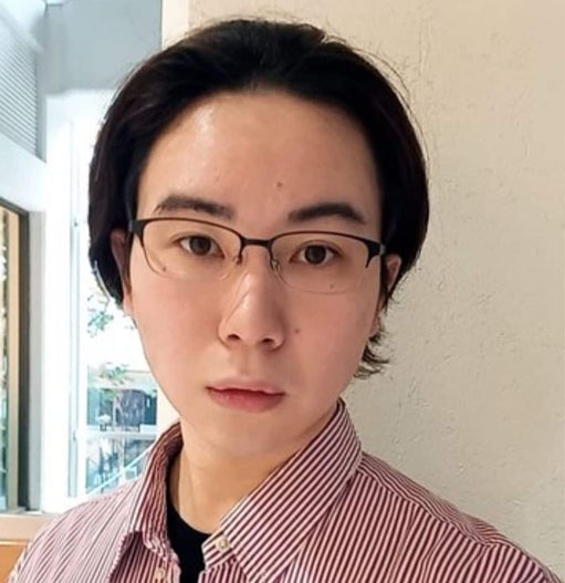 スクエア男性