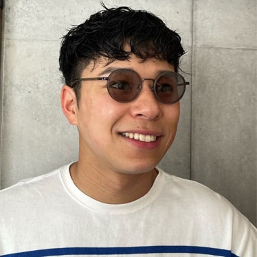 ラウンド男性