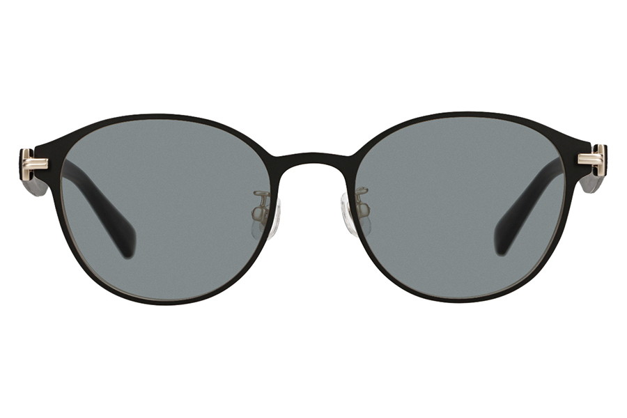 抜群のフィット感でズレにくい定番ボストン