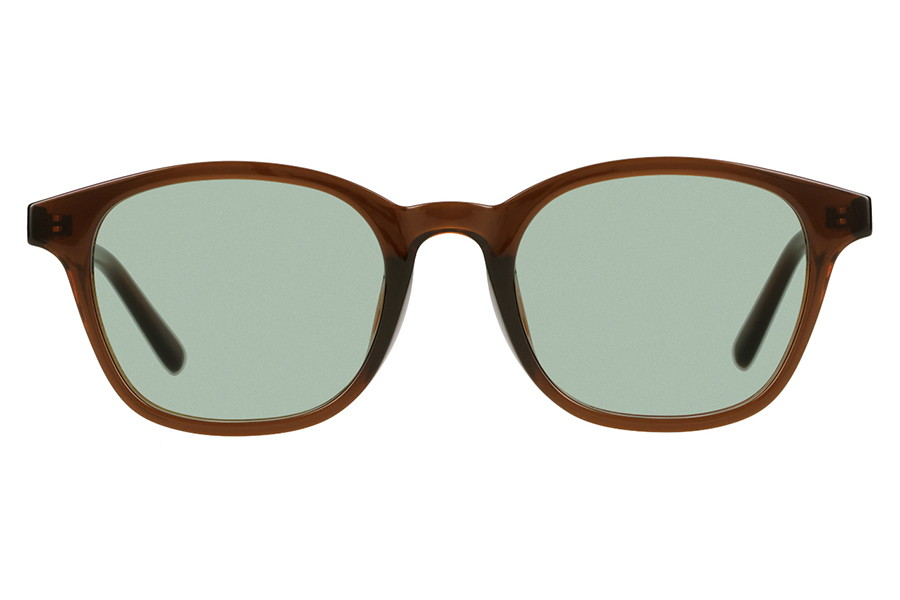 スタイルを選ばない万能サングラス