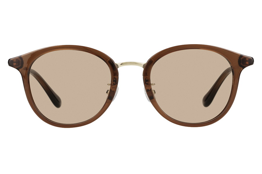 軽やかでこなれたボストン型サングラス