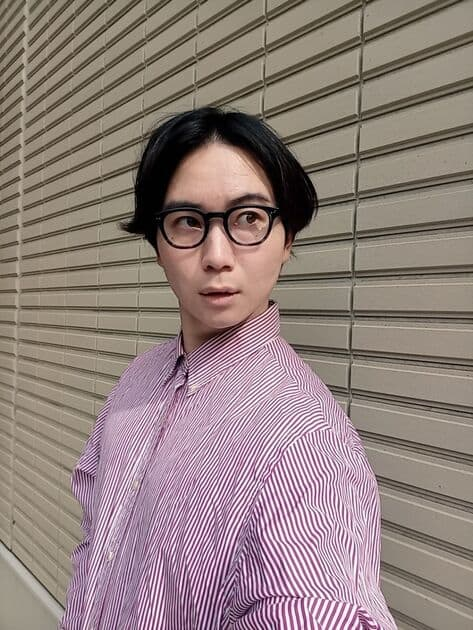 存在感のあるシルエットでアクセントになるウェリントン