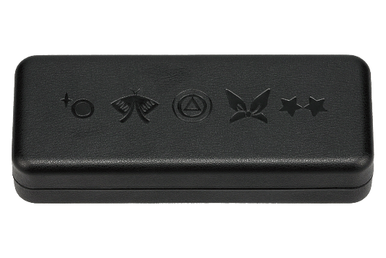 メガネーケース 閉