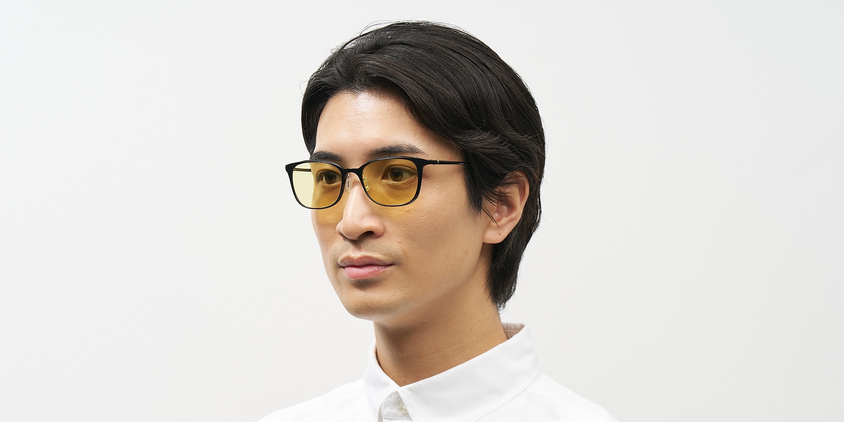 レモンイエロー