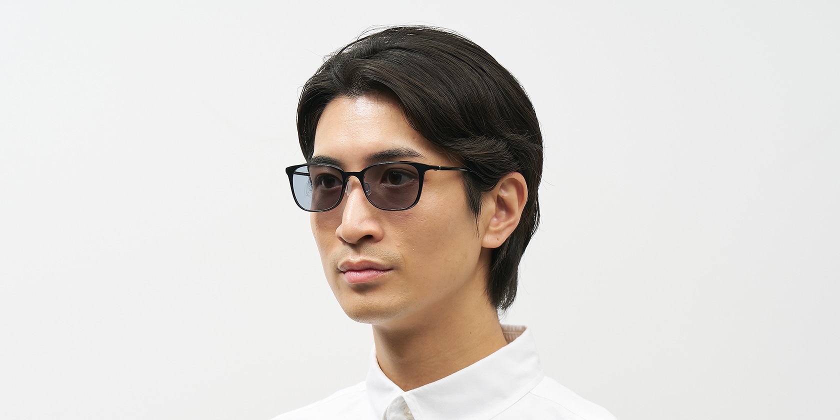 インディゴネイビー 偏光度 55%