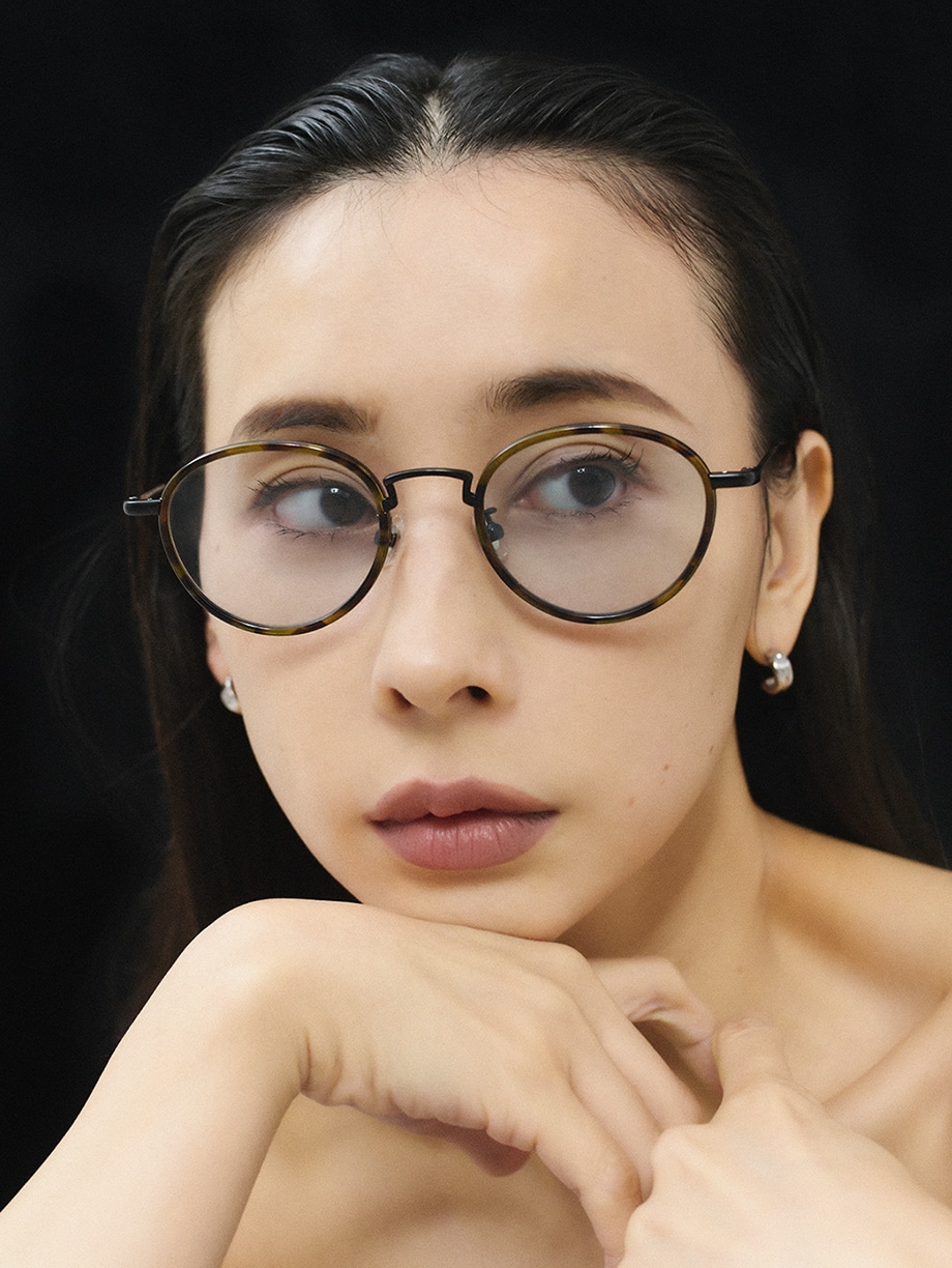Zoff｜Naoko Kuroishi｜メガネのZoffオンラインストア（めがね・眼鏡