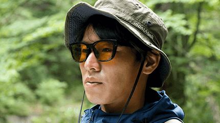 薄暗い条件下で明るく見える 偏光イエローフィルター