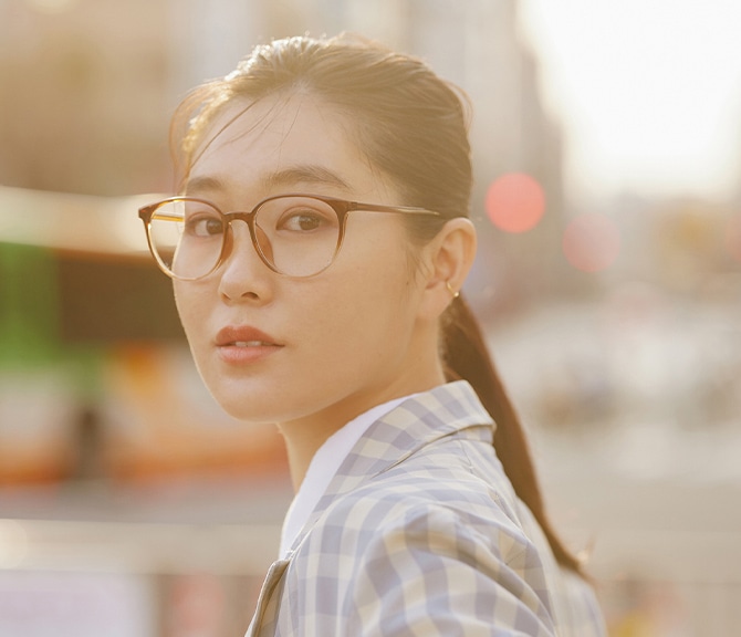 LIGHTWEIGHT FRAMES